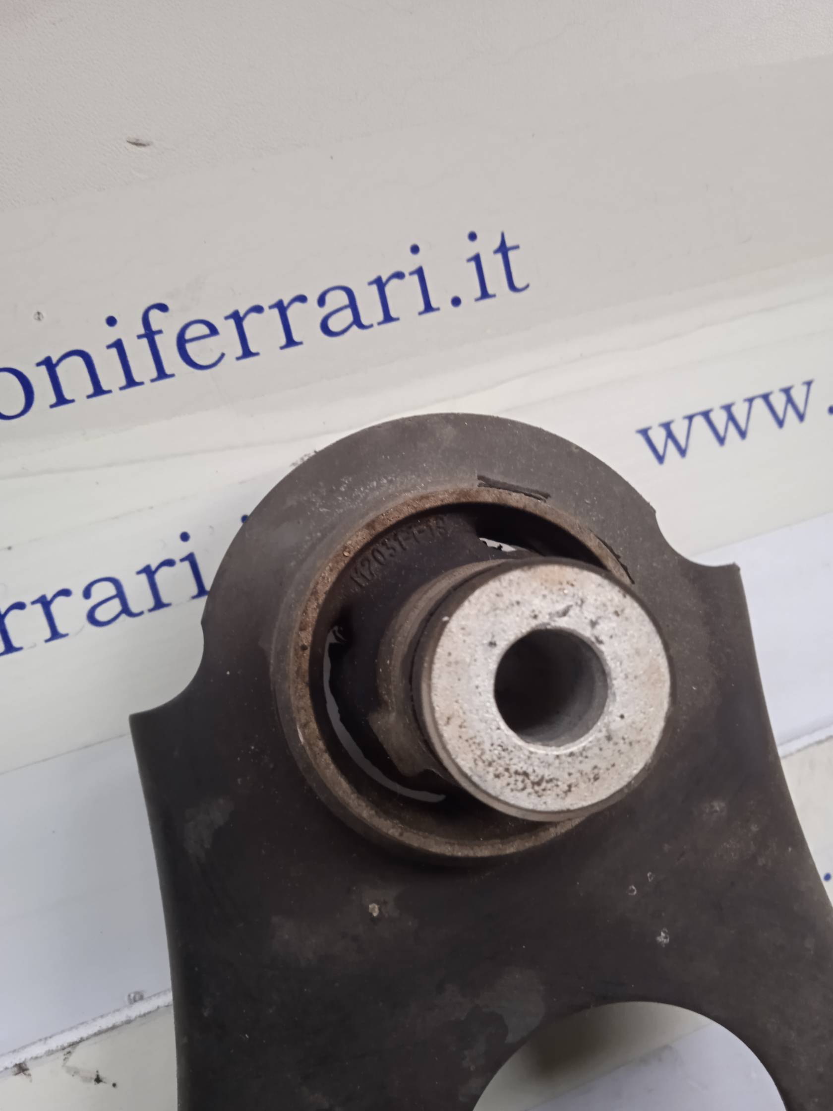 Braccio oscillante sosp. ant. sx.